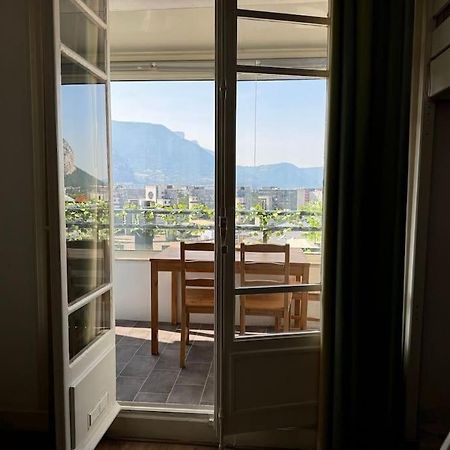 Le Rooftop Calme Et Terrasse A 1 Minute De La Gare Grenoble Dış mekan fotoğraf